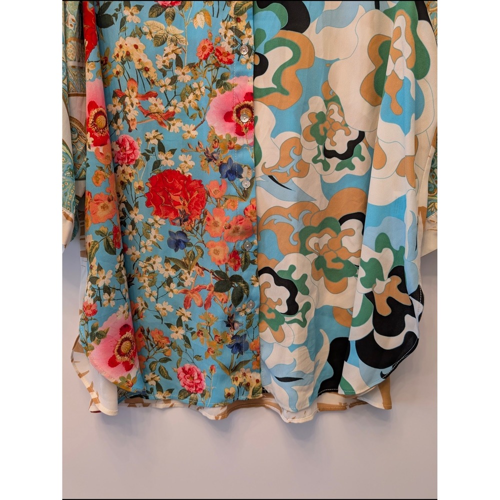 Rose + Olive Mixed Floral Abstract Print Button Down Blouse Blue Tan 3/4 Sleeve - Picture 4 of 10